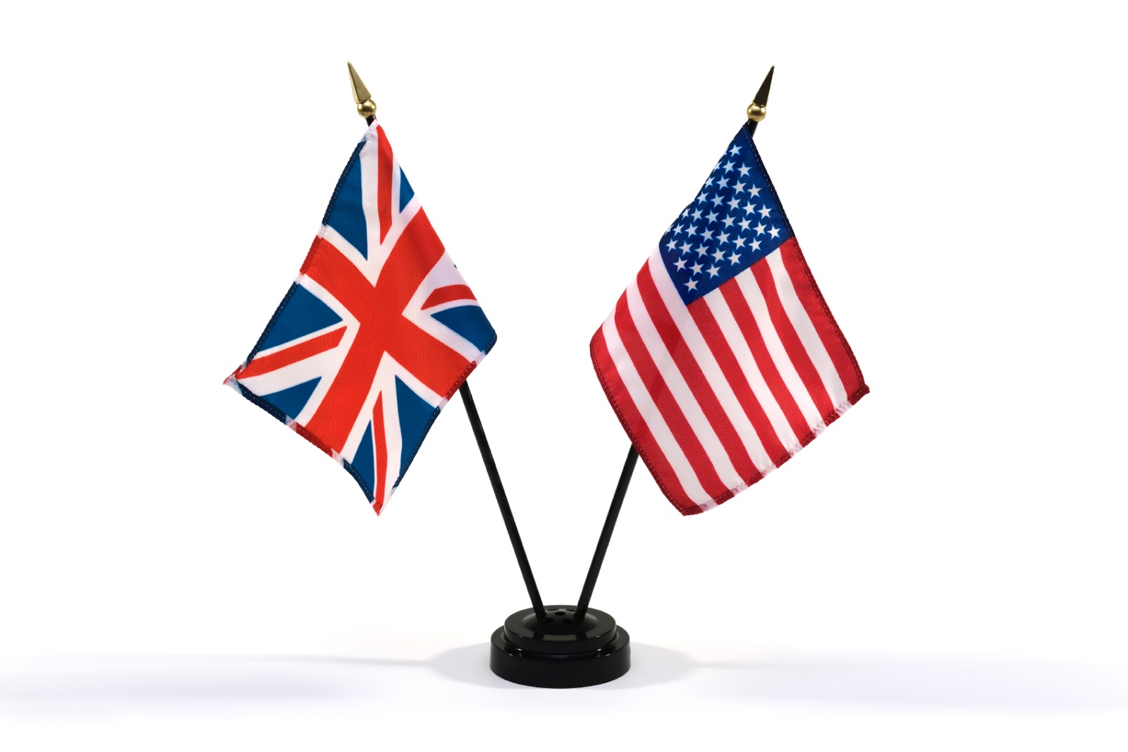 USA vs UK: How Much Does it Cost to Study Abroad?